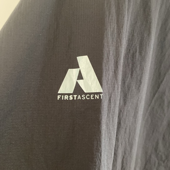 Eddie Bauer First Ascent Lightweight Jacket/Windbreaker - Picture 5 of 9